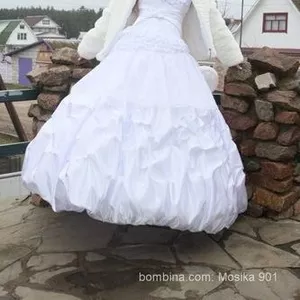 Продаётся свадебное платье 1 р. б/у 