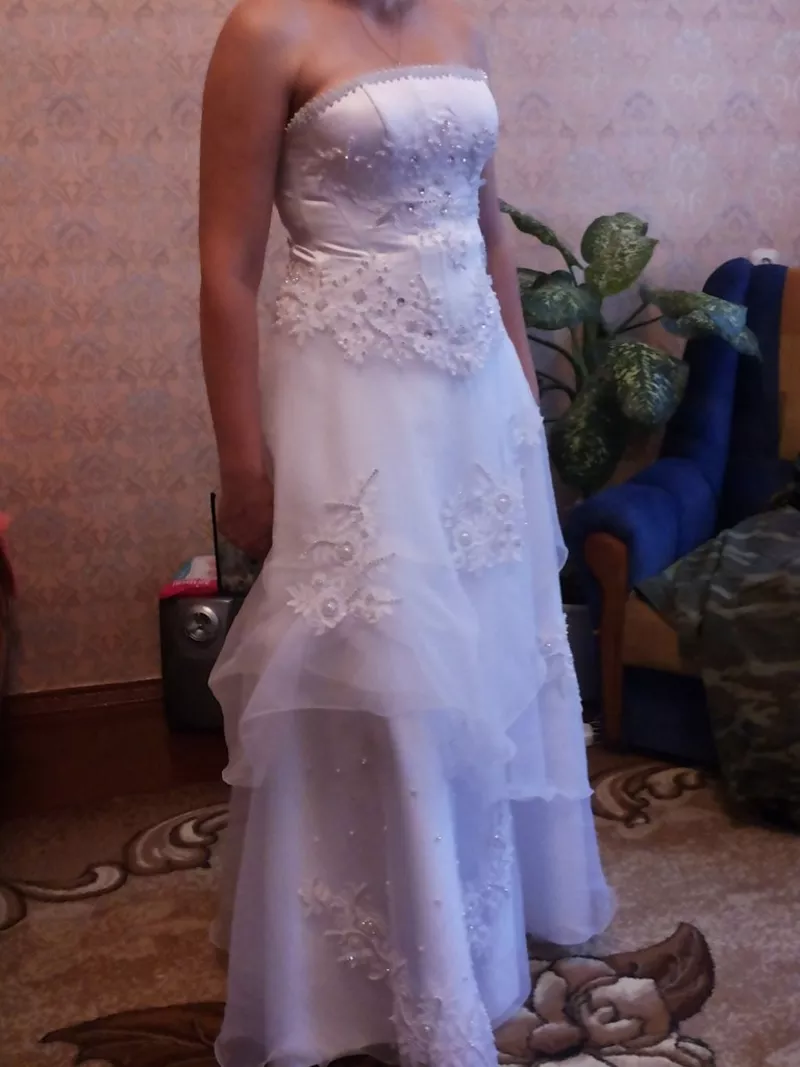 Свадебное платье продам 2