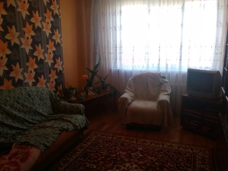 Продам,  обменяю двухкомнатную квартиру на Минск,  возможна доплата 2
